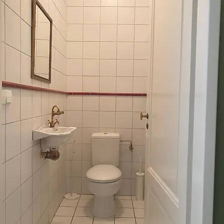 公寓 Bars & Culture At Your Doorsteps