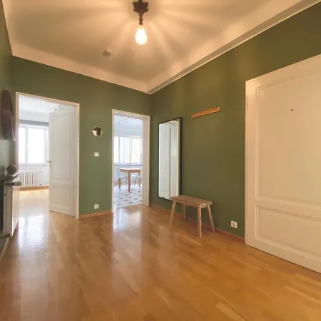 Bars & Culture At Your Doorsteps