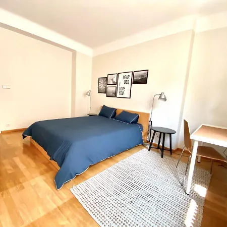Apartamento Bars & Culture At Your Doorsteps *