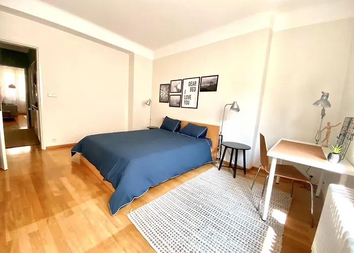 Apartamento Bars & Culture At Your Doorsteps *