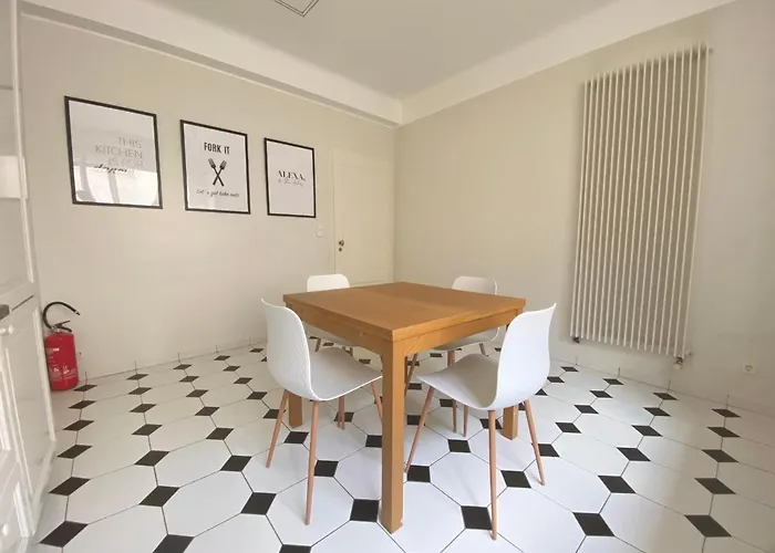 Bars & Culture At Your Doorsteps